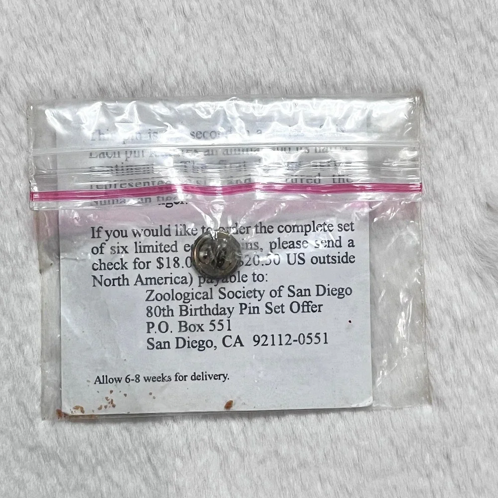 🔮 5/$25 Vintage San‎ Diego Zoo 80th Anniversary Rose Parade Pin